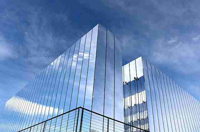 51漫画官网“云存稿箱”实测：作者偷懒神器？